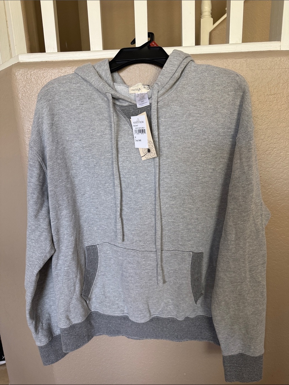 NWT Everleigh Lightweight Gray Hooded Pullover Sweatshirt
